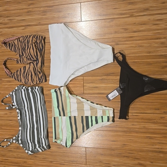 💚 NWT Aerie & Pretty Little Thing Swim Bikini Bundle - Picture 1 of 12